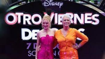Jamie Lee Curtis y Lindsay Lohan desatan euforia en M&eacute;xico en la premier de ‘Otro viernes de locos’