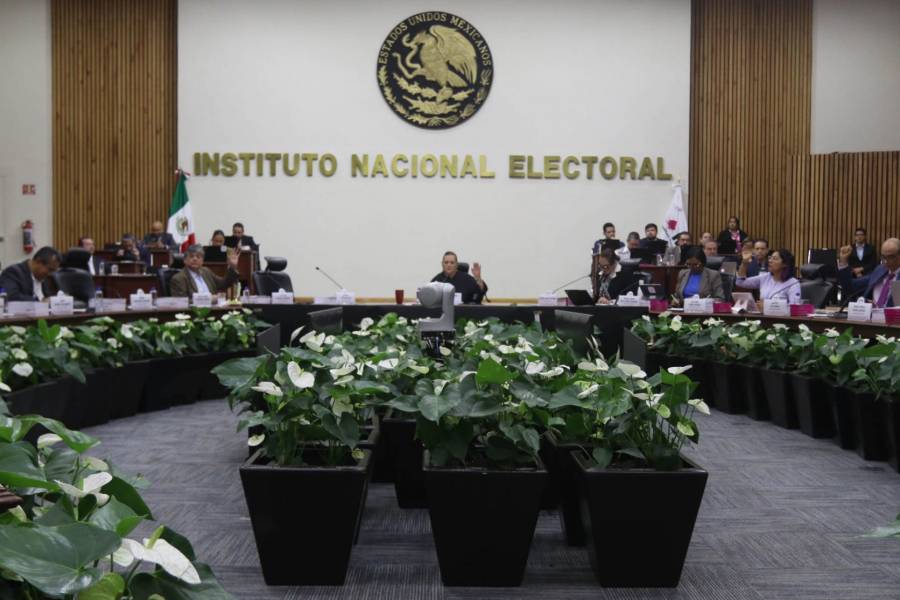 INE multará a candidatos ganadores por aparecer en acordeones