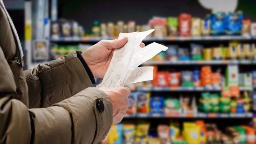 Inflaci&oacute;n en M&eacute;xico baja a 3.55% en julio, pero Banxico podr&iacute;a moderar recortes a tasa de inter&eacute;s