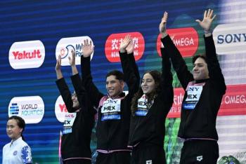 Osmar Olvera lidera a M&eacute;xico en Mundial de Nataci&oacute;n con hist&oacute;rica quinta medalla