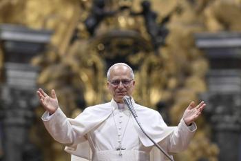 Papa Le&oacute;n XIV llama a un alto al fuego en Gaza y condena la violencia global durante el &aacute;ngelus