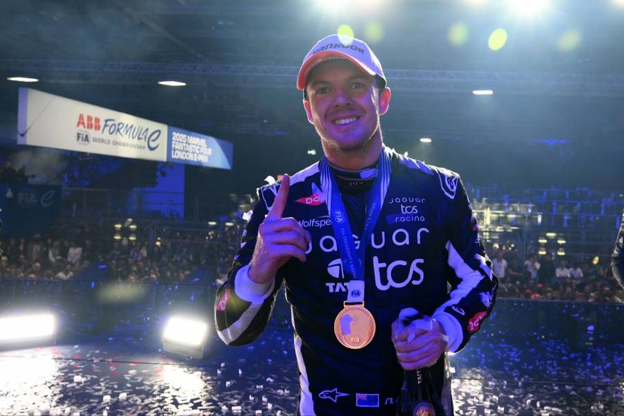 Cassidy se despide con doblete en Londres; Porsche conquista títulos de la FIA en la Fórmula E