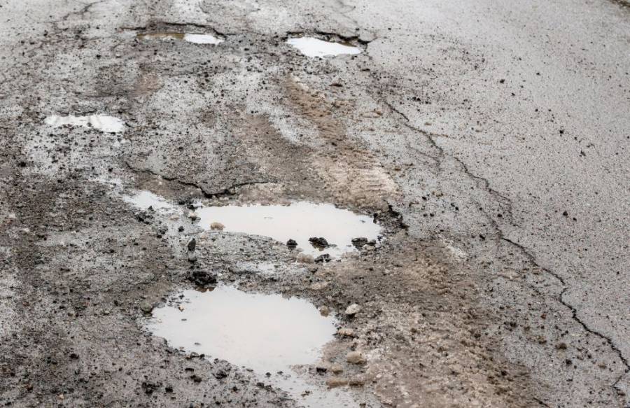 Baches, censura y abandono: el colapso vial de la capital potosina