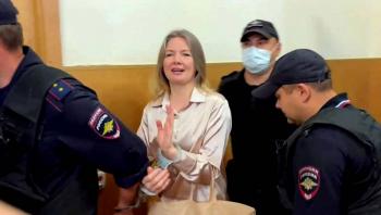 Rusia condena a 12 a&ntilde;os de c&aacute;rcel a una periodista por ser colaboradora de Navalni