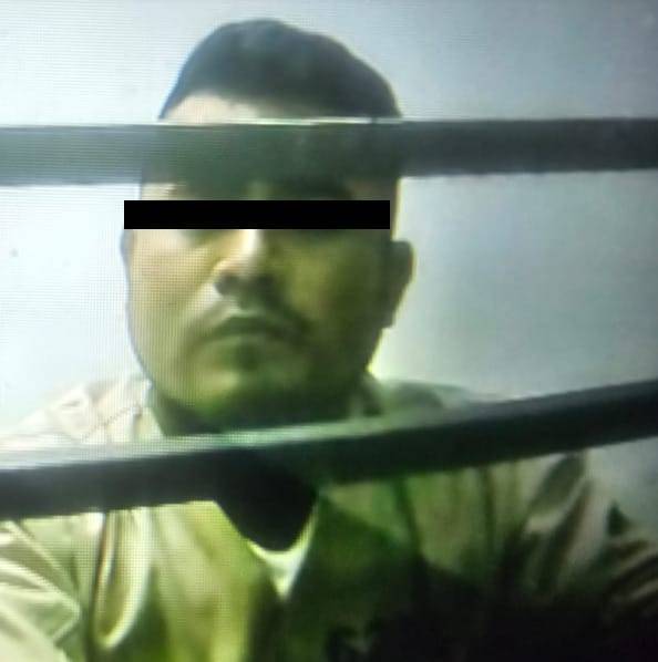 Denuncia Adri&aacute;n LeBar&oacute;n que uno de los asesinos de su familia operaba como polic&iacute;a en Cd Ju&aacute;rez ; es proceso por terrorismo y feminicidio