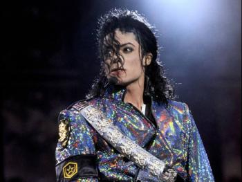 Un calcet&iacute;n de Michael Jackson, subastado por 6,200 euros