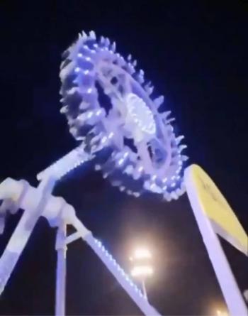 Reportan al menos 23 heridos tras colapso de juego mec&aacute;nico en parque de diversiones en Arabia Saudita