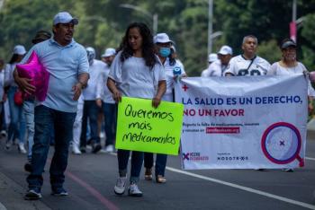 Pacientes con c&aacute;ncer preparan movilizaci&oacute;n contra el desabasto de medicamentos