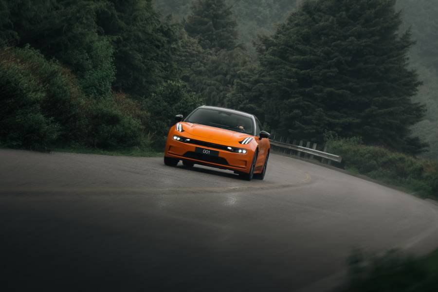 Zeekr 001: El auto eléctrico que destaca por su elegancia y te acompaña cada momento