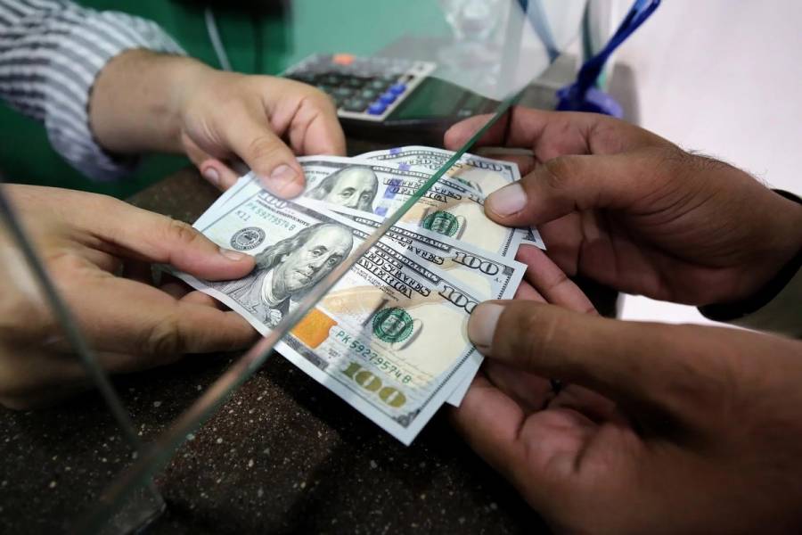 Remesas sufren caída histórica de 16.2% en junio, reporta Banxico