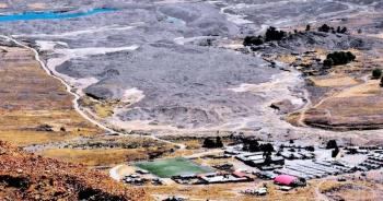 Cinco mineros mueren aplastados tras derrumbe en una mina de oro en Bolivia