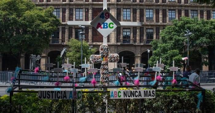 Detienen en Estados Unidos a exdueña de Guardería ABC; activistas exigen su deportación a México