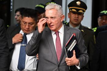 Expresidente Uribe pide apelar en libertad su sentencia en Colombia