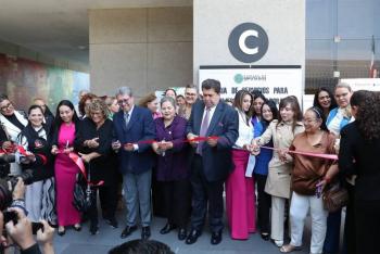 Ricardo Monreal inaugura en San L&aacute;zaro la Feria de Servicios para Mujeres Trabajadoras