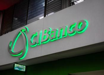 Cae captación de fondos en CiBanco e Intercam tras acusaciones de lavado de dinero
