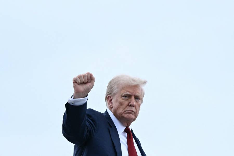 Trump anuncia arancel adicional del 25% a India por compra de petróleo ruso