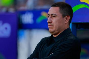 Jugador de Pumas recibe amenazas de muerte, denuncia Efraín Juárez