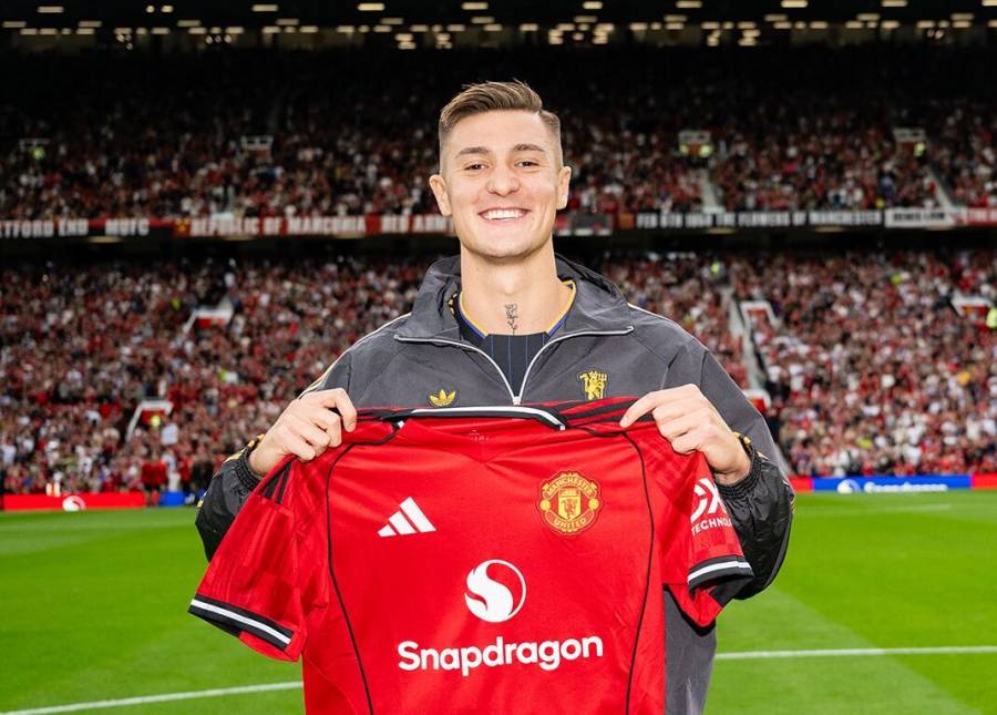 Manchester United hace oficial el fichaje de Benjamin Sesko