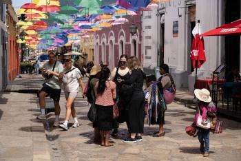 Turistificación, no gentrificación, transforma el centro histórico de San Cristóbal de las Casas: especialistas