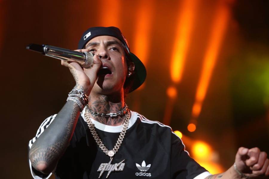 Natanael Cano agrede a DJ durante presentación en Playas de Rosarito