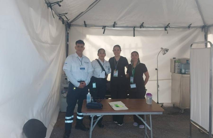 Atención médica eficiente protege a visitantes en el inicio de la FENAPO 2025