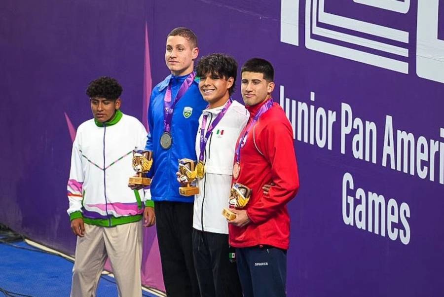 Humberto Nájera gana oro y rompe récord en 200 metros dorso en Panamericanos Junior 2025