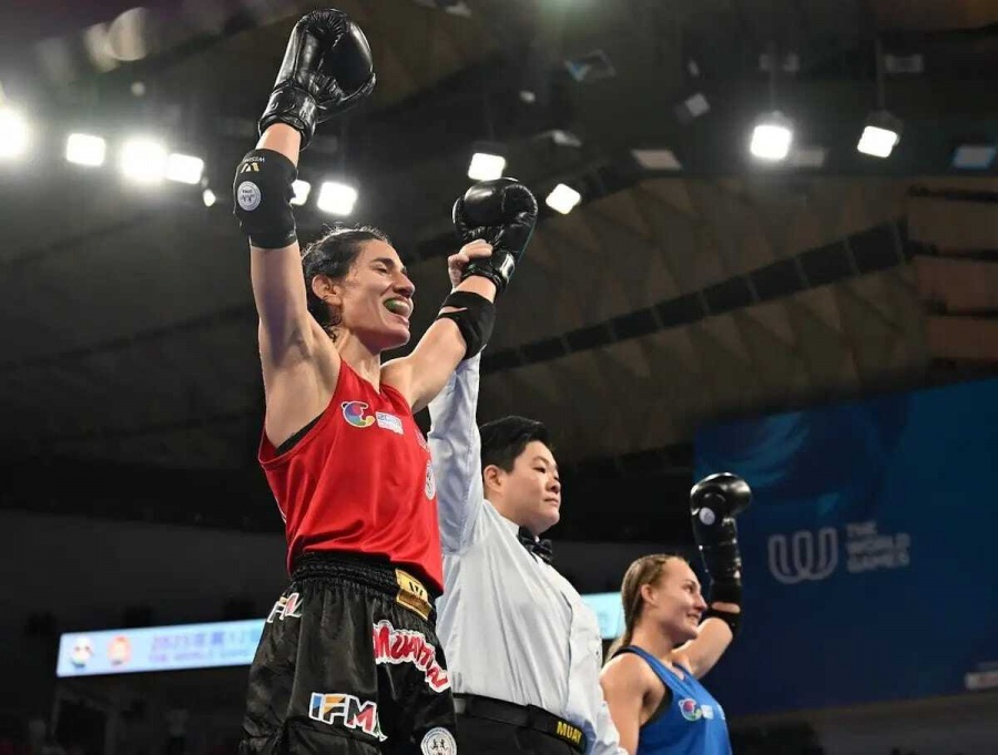 Laura Burgos hace historia y da a México oro en Muay Thai en los juegos mundiales 