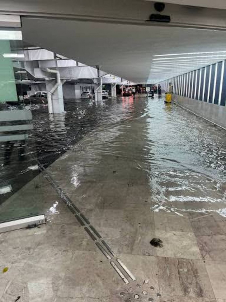 AICM suspende operaciones por segunda ocasión debido a intensas lluvias 