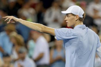 Sinner y Sabalenka, los número uno, avanza a octavos de Cincinnati