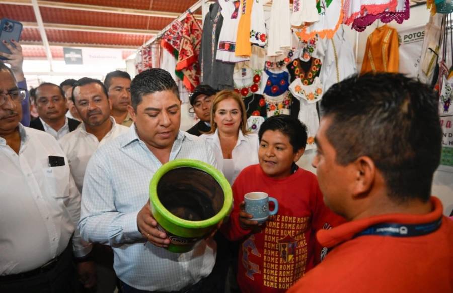 Pabellón artesanal fenapo 2025 impulsará talento local