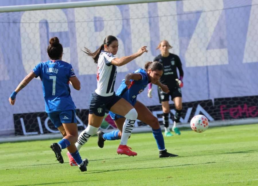 Cruz Azul Femenil sorprende con goleada 4-1 a Rayadas en la Jornada 6 del Apertura 2025  
