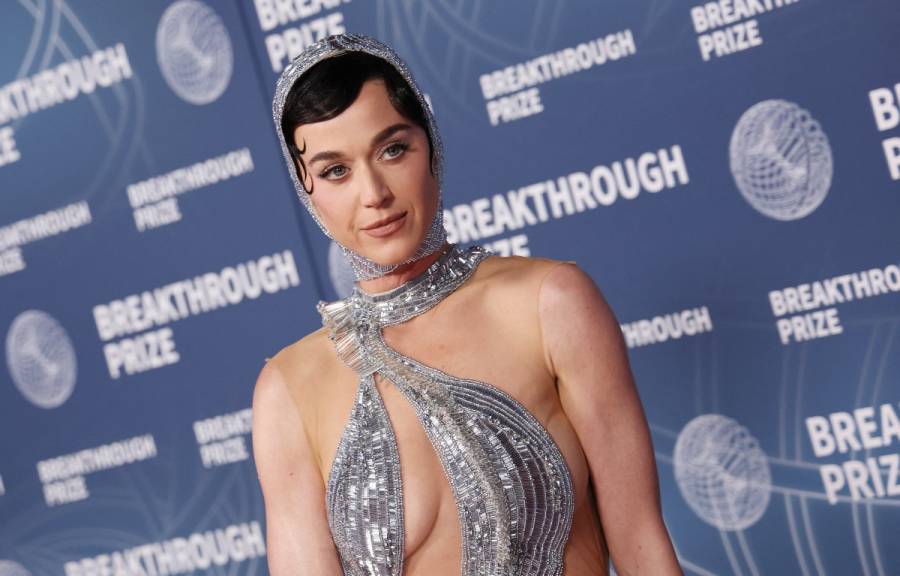 Katy Perry recibe sanción por grabar videoclip en zona protegida de Ibiza