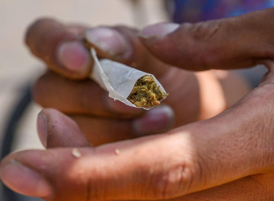 Detienen a dos presuntos vendedores de marihuana dentro de la UNAM 