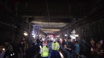 Desalojan tren en túnel del Metro Pino Suárez por un presunto cortocircuito