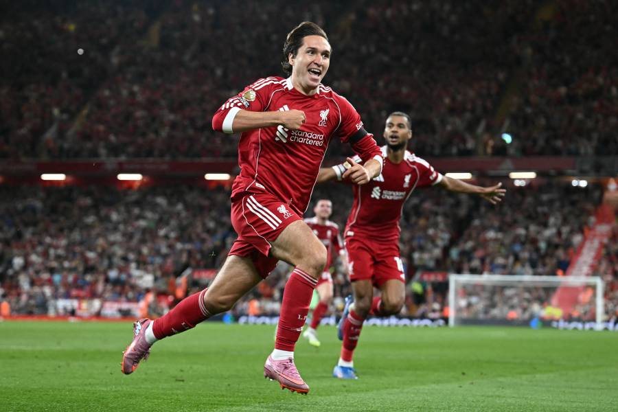 Liverpool abre la Premier League con triunfo agónico ante Bournemouth