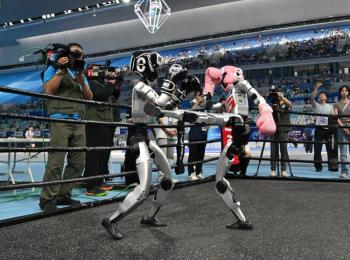 Arrancan los “juegos olímpicos” de robots humanoides en China