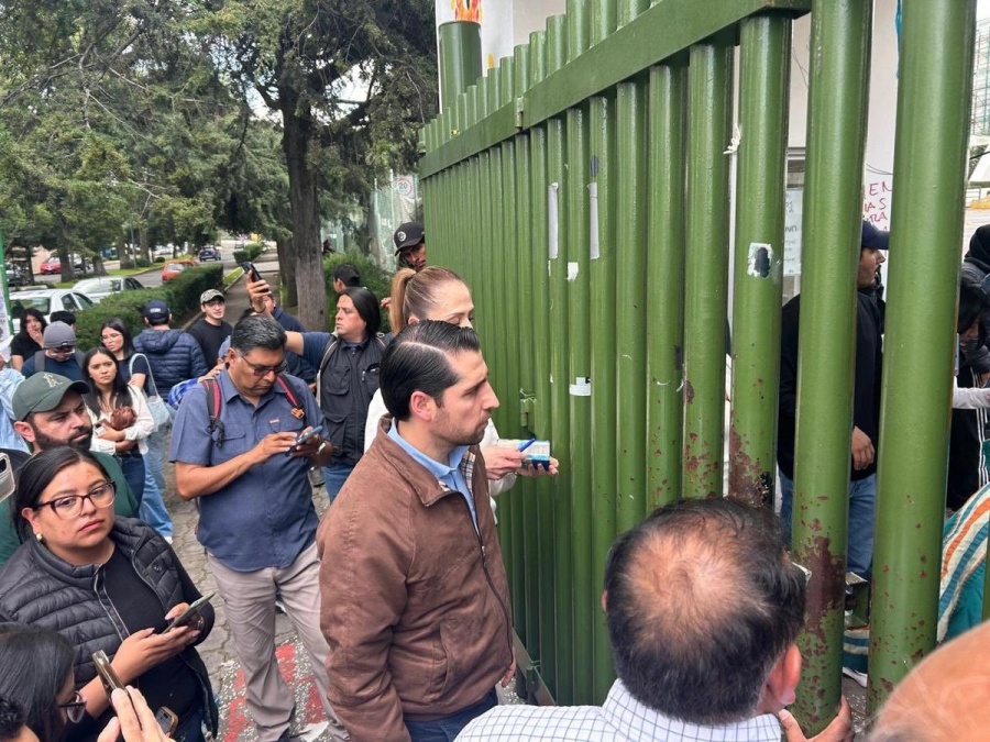 Estudiantes de la UAEM&eacute;x se enfrentan por paro en la Facultad de Ingenier&iacute;a