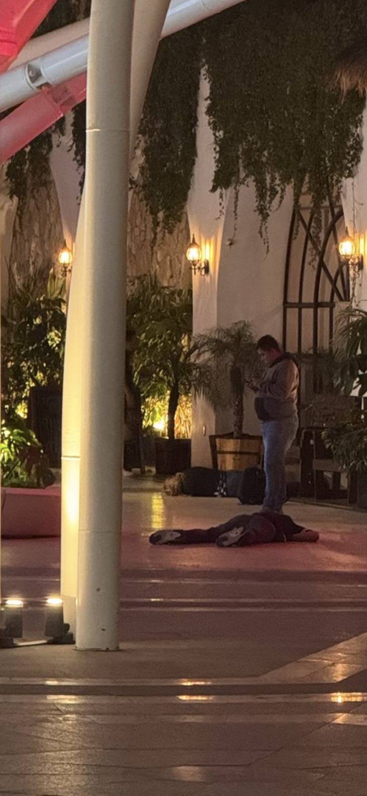 Ataque armado deja dos muertos afuera del restaurante Barracuda en Naucalpan