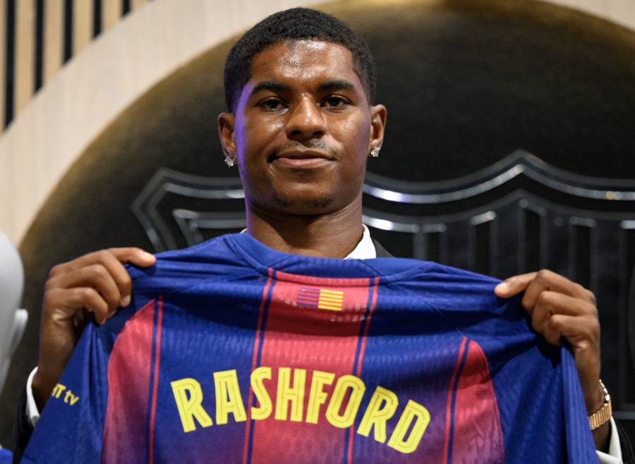 Barcelona logra completar inscripción en LaLiga de Joan García y Rashford
