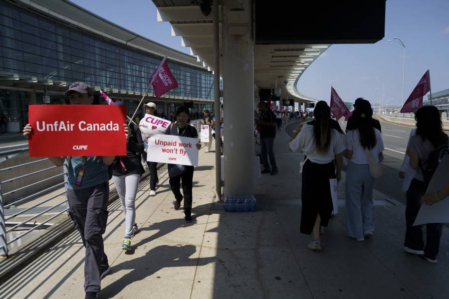 Air Canada cancela cientos de vuelos debido a huelgas de auxiliares de vuelo