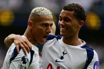 Richarlison da al Tottenham el primer triunfo de la 'era Frank'