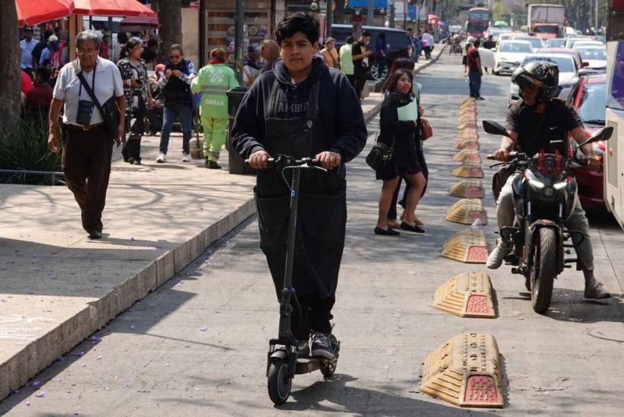 Uso responsable de scooters y motocicletas para prevenir accidentes, recomienda el IMSS