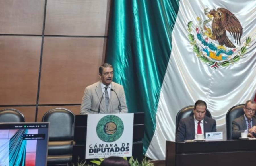 Zermeño defiende a la universidad pública: “no es alternativa, es la única opción”
