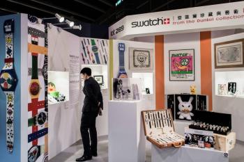 Swatch retira una publicidad tras acusaciones de racismo en China
