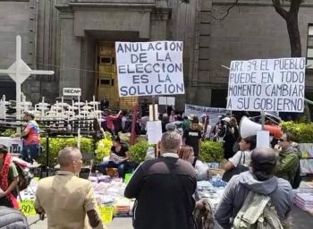 SCJN inicia sesi&oacute;n extraordinaria para resolver impugnaciones electorales; afuera se realizan manifestaciones a favor de anular la elecci&oacute;n judicial <