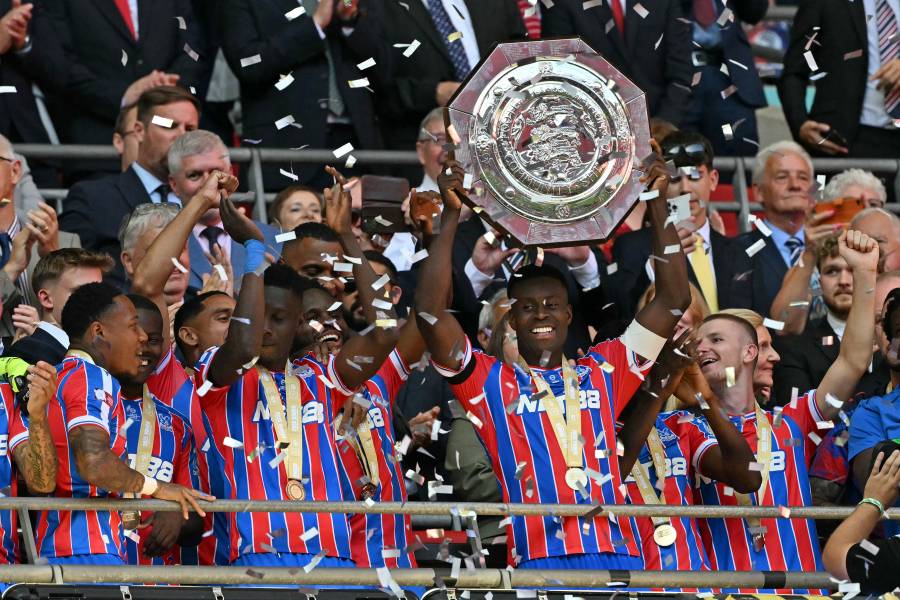 Los traspasos del Palace apuntan a Eze y Guehi como titulares en la eliminatoria europea