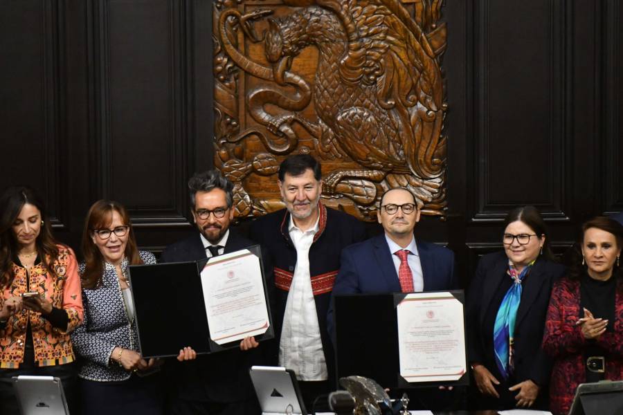 Confirma la Permanente nombramiento de Genaro Lozano como embajador en Italia