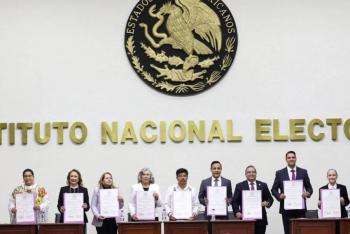 Ministros electos de la SCJN participan en su primera foto oficial