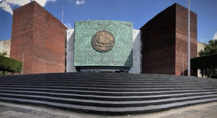 Y... se registran apagones en la Cámara de Diputados por falla en suministro de la CFE