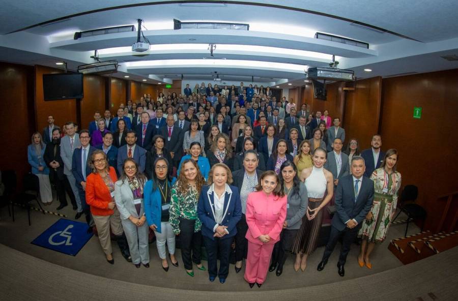 Edificar una justicia humanista es tarea de todas y todos: Yasmín Esquivel